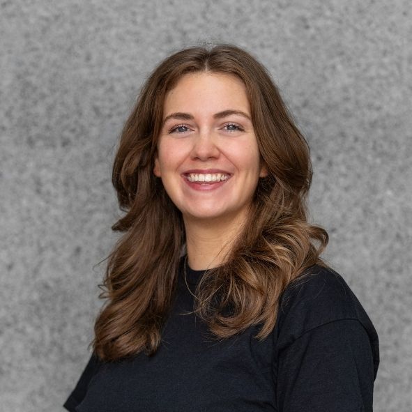 Roos Vugts from Plug – Speaker at Hybrid to Zero 2026 Conference Roos Vugts speaker at Hybrid to Zero 2026 Conference